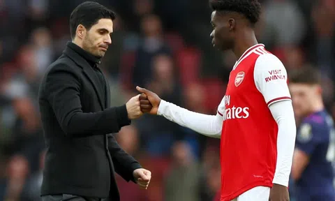 Arteta tiết lộ tình hình chấn thương của Saka và Saliba trước đại chiến với Chelsea