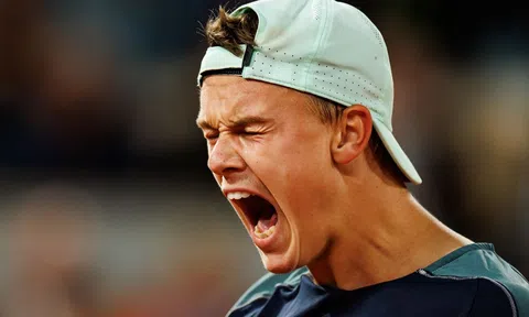 Kết quả tennis ngày 19/10: Holger Rune gây thất vọng tại Stockholm