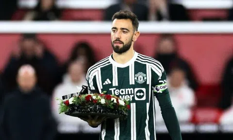 MU làm nghi thức quan trọng trước trận chiến sống còn với Copenhagen tại Champions League