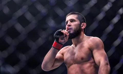 Islam Makhachev khuyên Volkanovski nên nghỉ ngơi sau khi bị hạ gục tại UFC 294