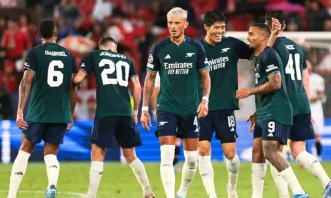 Hàng công rực sáng, Arsenal có được chiến thắng quan trọng trước Sevilla