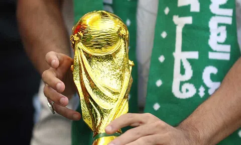Đối thủ lớn nhất rút lui, chỉ còn Ả Rập Saudi đấu thầu đăng cai World Cup 2034
