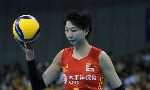 Khủng long bóng chuyền Yuan Xinyue trở lại, đặt dấu chấm hết cho các đội bóng khác ở CVL
