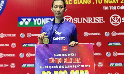 Nguyễn Tiến Minh vươn lên top 1 cầu lông Việt Nam ở tuổi 40