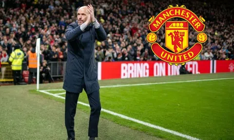 Lo mất ghế, Ten Hag có động thái mới nhất tại Old Trafford