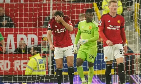 Tái đấu MU, HLV Copenhagen chế nhạo bầu không khí ở Old Trafford