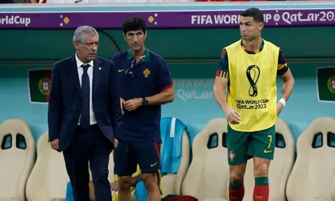 Chuyện chưa kể, cựu HLV Bồ Đào Nha bị Ronaldo 'bơ đẹp' sau World Cup 2022