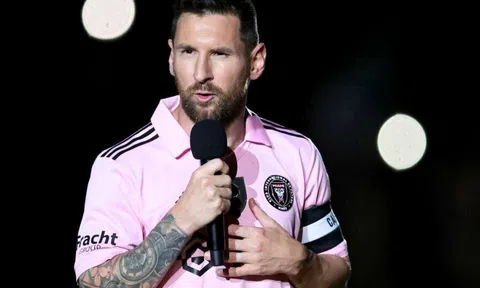 Chơi cùng Ronaldo, Messi nói sự thật mà tất cả đều mong chờ