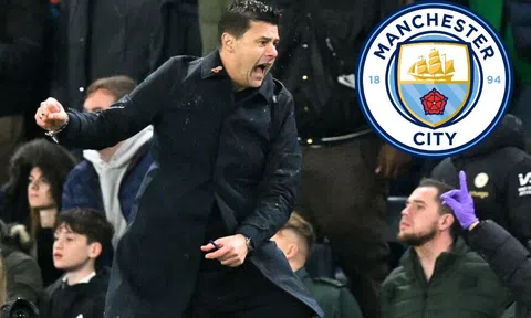 Phải xin lỗi, Pochettino có hành động khiến fan Chelsea hả dạ