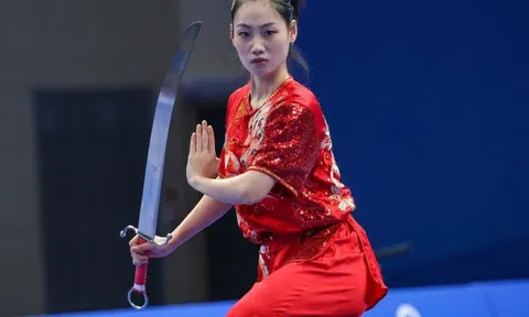 ‘Nữ thần’ Wushu thế hệ mới Phương Nhi lập cú đúp HCV tại giải vô địch thế giới