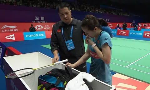 Ấm lòng cảnh Nguyễn Thùy Linh được chăm sóc tận tình tại China Masters