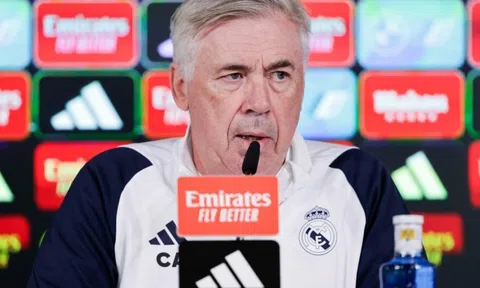 Bellingham nghỉ tập với Real, Ancelotti tiết lộ tình hình