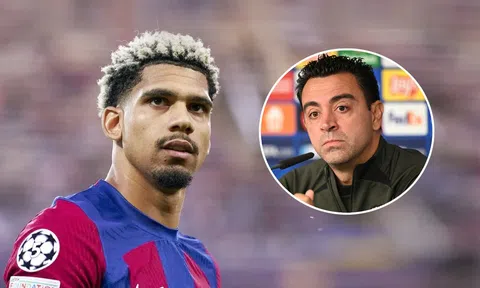 Araujo gửi thông điệp tới Xavi: 'Tôi không thích chơi ở vị trí hậu vệ phải'