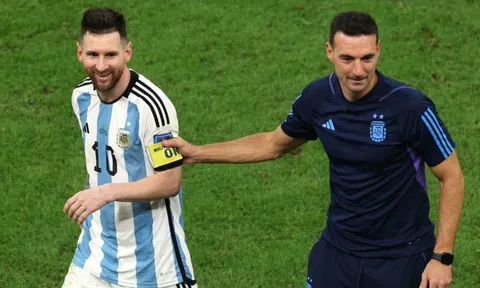HLV Lionel Scaloni muốn rời Argentina do 'quyền lực đen' của Messi?
