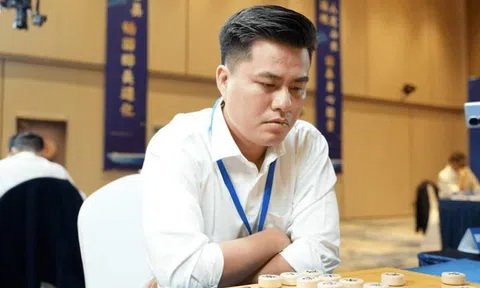 Lại Lý Huynh cứu Vương Thiên Nhất, giành quyền vào bán kết Giáp Cấp Liên Tái 2023