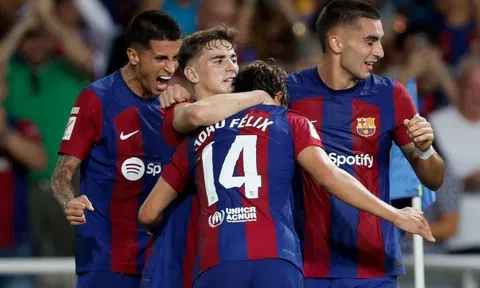 Nằng nặc đòi tới Barcelona, cựu sao Man City hối hận muốn trở lại Anh