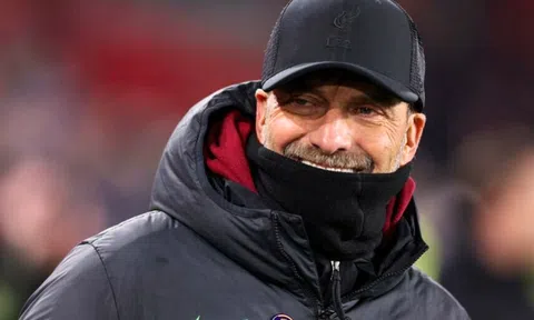 Klopp tiết lộ việc mua trung vệ mới khi Matip chấn thương