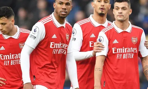 Gạt đi Big Six, 'trung vệ thép' chỉ ra trận đấu khó nhằn nhất tại EPL của Arsenal