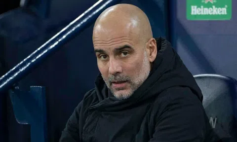 'Cậu bé nhặt bóng' đi vào lịch sử Man City tại Champions League