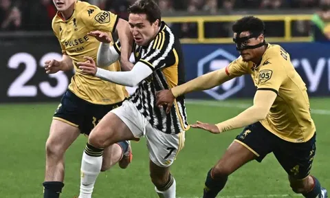 Juventus bỏ cơ hội dẫn đầu khi chia điểm trước Genoa