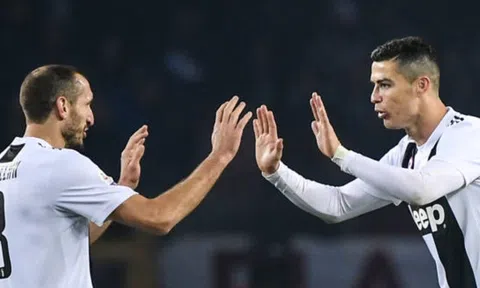 Thái độ của Giorgio Chiellini đối với Ronaldo