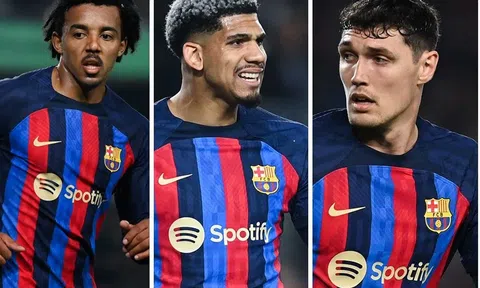 Quá túng quẫn, Barca đẩy luôn 3 ngôi sao lên TTCN