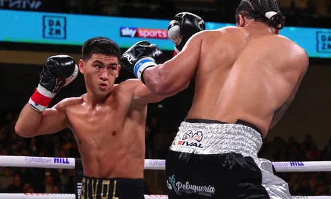 Dmitry Bivol: “Tôi muốn trở thành nhà vô địch tuyệt đối”