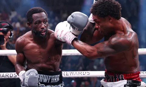 Errol Spence Jr. không đồng tình khi Naoya Inoue giành giải Võ sĩ của năm 2023