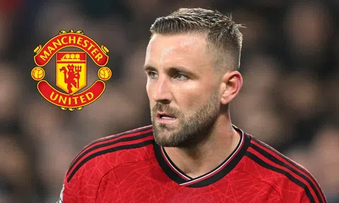 Vừa rời Carrington, Luke Shaw đã nhận giấy phạt