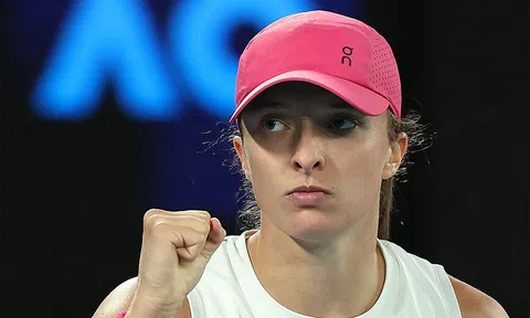 Iga Swiatek thoát hiểm ngoạn mục, "bạn thân" Hoàng Nam dừng bước đáng tiếc tại Australian Open 2024