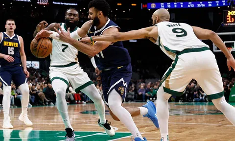 Siêu sao xuống sức, Boston Celtics thua trận đầu tiên trên sân nhà
