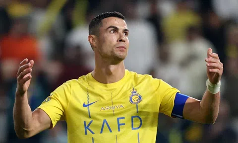 Ronaldo gợi ý khả năng giải nghệ ở thời điểm không ai ngờ