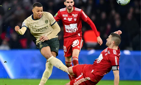Mbappe tịt ngòi, PSG đánh rơi chiến thắng trước Brest