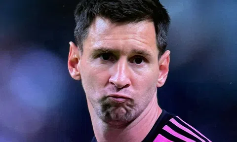 Al Hilal chế nhạo Messi trên thánh địa Ronaldo