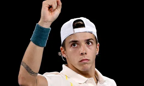 Kết quả tennis 30/1: Người quen Lý Hoàng Nam tiếp đà thăng hoa