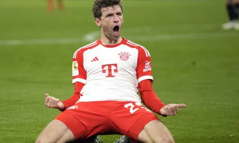 Muller đạt cột mốc kinh ngạc cùng Bayern Munich