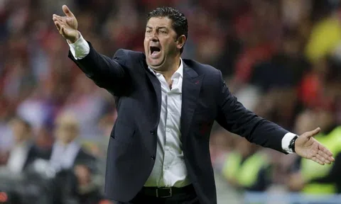 Ai Cập sa thải HLV Vitoria sau màn thể hiện kém cỏi ở AFCON