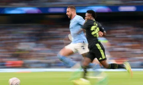 Kyle Walker ra rìa, lộ diện cầu thủ chạy nhanh nhất NHA khiến tất cả bất ngờ