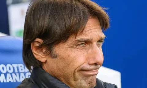 Antonio Conte tiết lộ nghịch lý về tham vọng của Tottenham