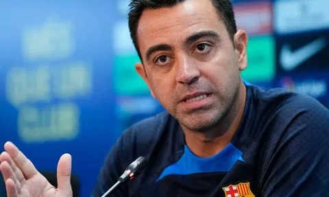 Xavi chỉ ra kết quả Barca nên có trước Napoli
