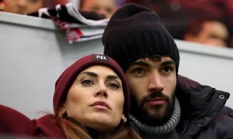 Matteo Berrettini chia tay 'Quả bom sex' để cứu vớt sự nghiệp