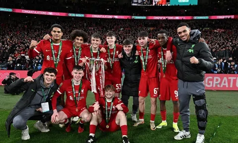 HLV Klopp và cái duyên với người trẻ