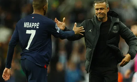 Luis Enrique bị tố không ưa Kylian Mbappe