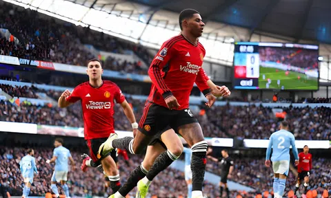 Siêu phẩm 25m của Marcus Rashford ngay tại Etihad