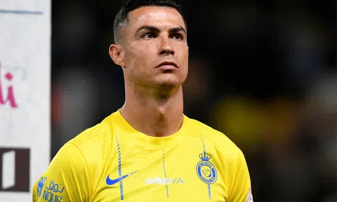 Ronaldo gửi cảnh báo tới đối thủ ngày trở lại Champions League