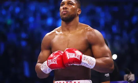 Anthony Joshua lạc quan về trận đấu tương lai với Tyson Fury