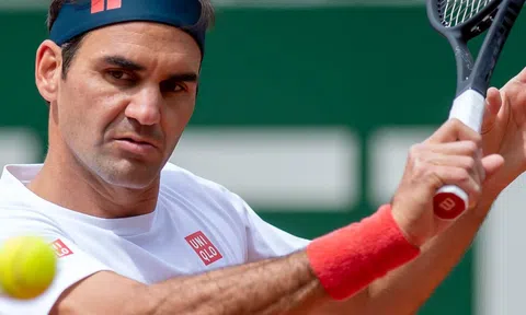 Roger Federer chỉ thẳng nhà vô địch Indian Wells 2024