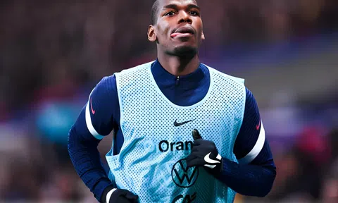 Pogba chính thức nhận lời đề nghị đầu tiên sau án cấm doping 4 năm