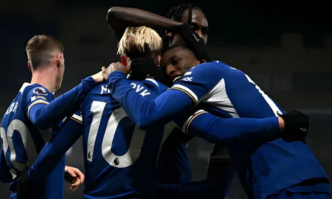 Chelsea vượt qua Newcaslte trong trận cầu 5 bàn thắng