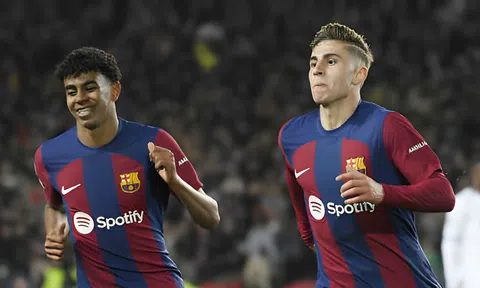 Barcelona đánh bại Napoli: Chiến thắng sau 4 năm và niềm tin vào sao trẻ